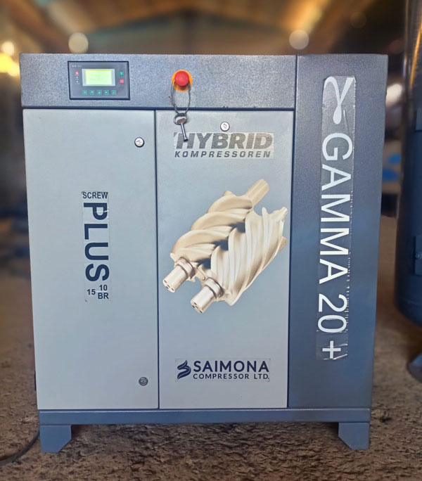 Multi-Stage Air/Oil Separation System